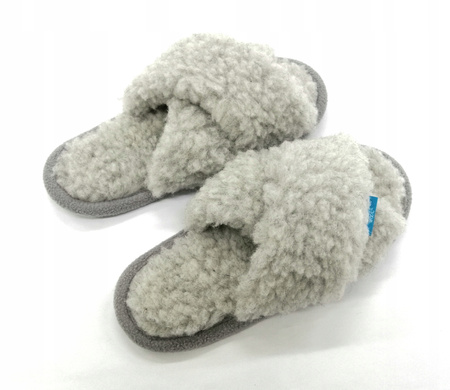 Laczki CIAPY wełniane MERYNOS R 40-41 Kapcie krzyż