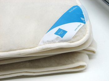 PODKŁAD WEŁNIANY PRZEŚCIERADŁO 200 X 200 MERYNOS